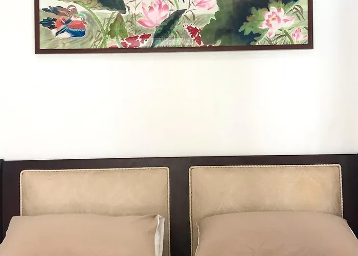 River Flow House Bangtanod บ้านพัก Photharam